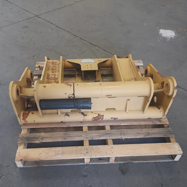 Used COUPLER GRP 2307950 6